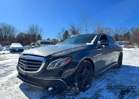 2017 Mercedes-Benz E 300 z USA, uszkodzony, nr VIN WDDZF4JB5HA017336